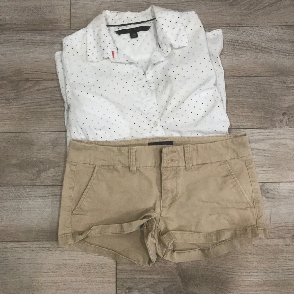American Eagle Outfitters Khaki Shorts